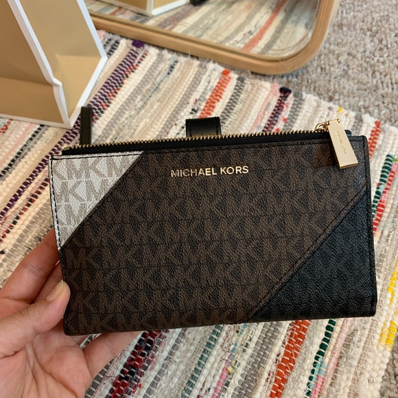 MICHAEL KORS wallet - Picture 4 of 7